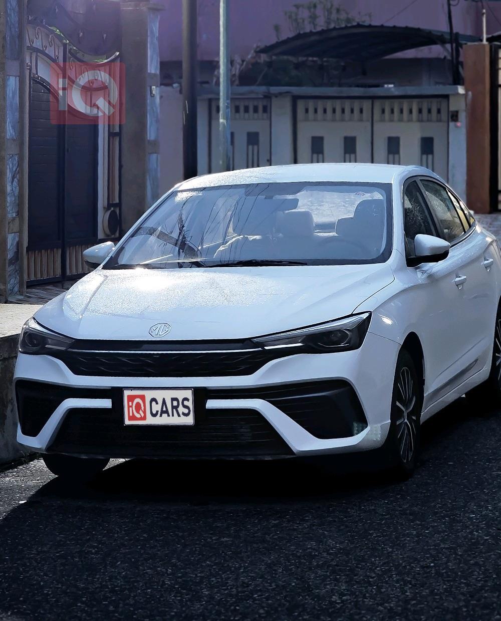 MG 5 Plus